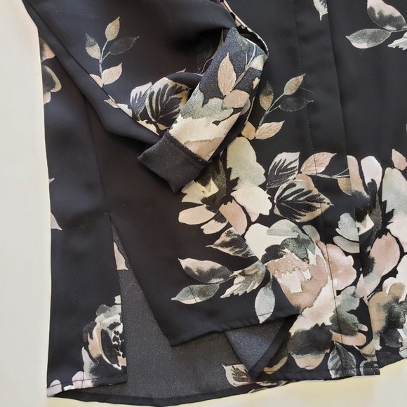 Le Chateau Floral Print Blouse - Picture 7 of 8